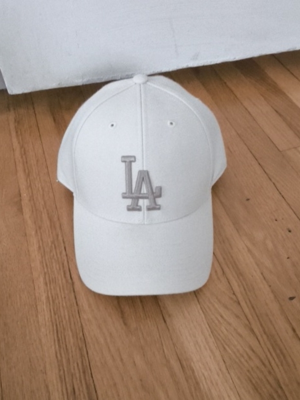 47 Off White Ivory Baseball Cap with Gray LA Dodgers Logo New